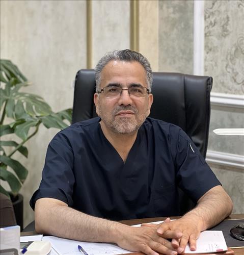 دکتر علی بهاری