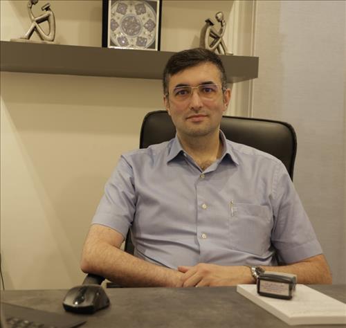 دکتر برمک قلی زاده
