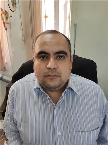 دکتر آرش دهداری نژاد